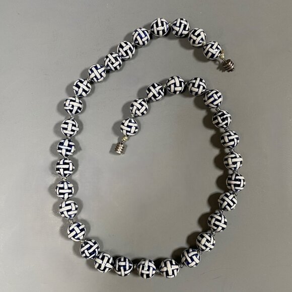 Ceramic Bead Necklace Blue and White Geometric Pattern - Picture 6 of 6